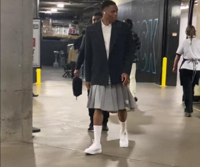 放在国内足 放在国内足