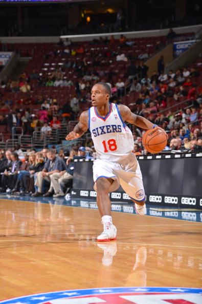 我们依然被 我们依然被