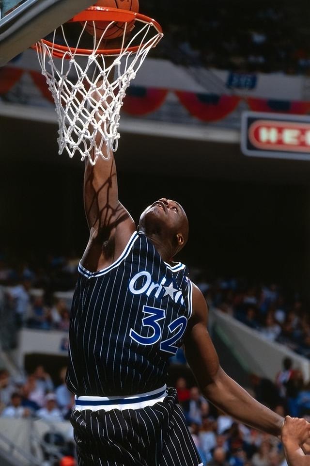 每周抽样比 每周抽样比