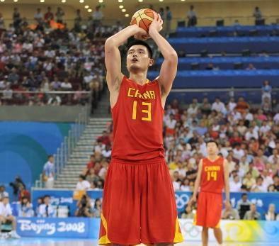 邮报：曼城邀请前体育总监贝吉里斯坦现场观战曼市德比